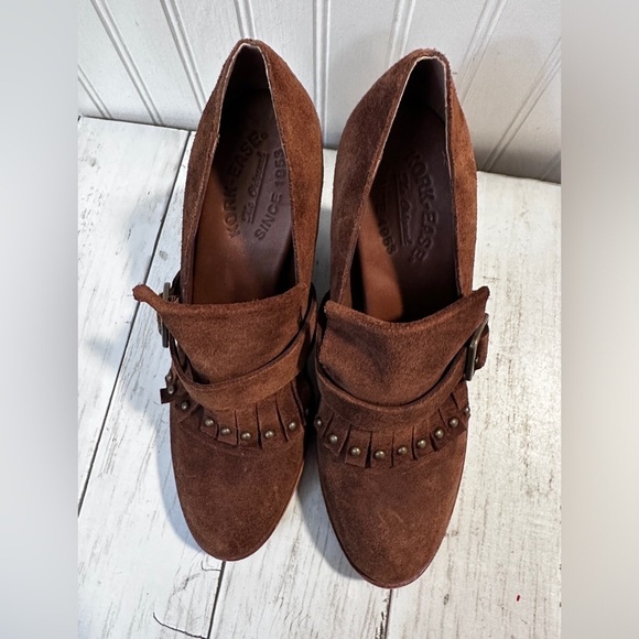 Kork-Ease Brown Suede Heeled Oxford Shoes Fringe and Buckle Women’s Size 6.5M - Picture 12 of 12